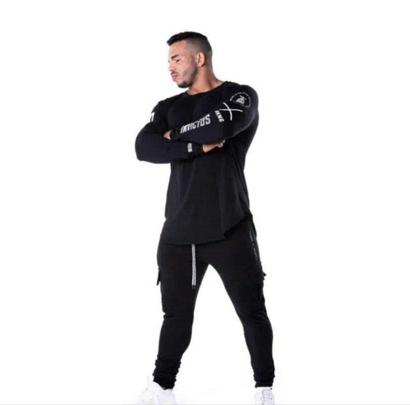 Men’s slim-fit long-sleeve shirt with printed sleeve design