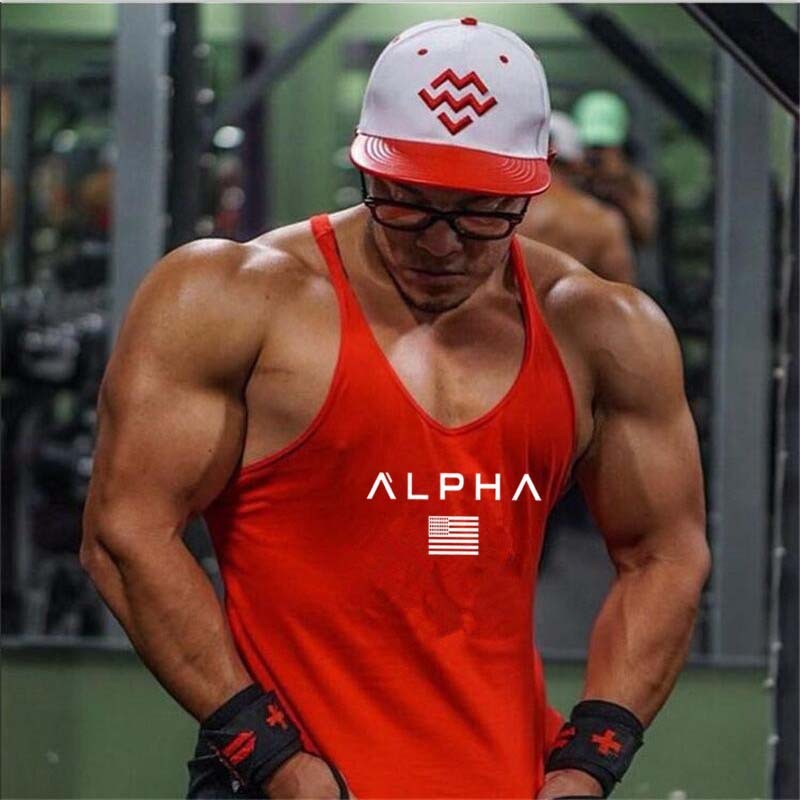 Men’s sleeveless training tank top with open arm design