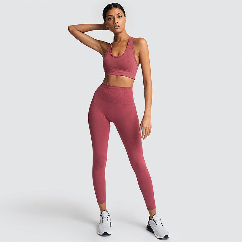 Women’s seamless high-waist leggings and crop top set