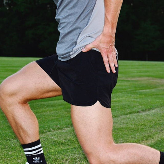 Men’s elastic waist shorts made from stretch fabric